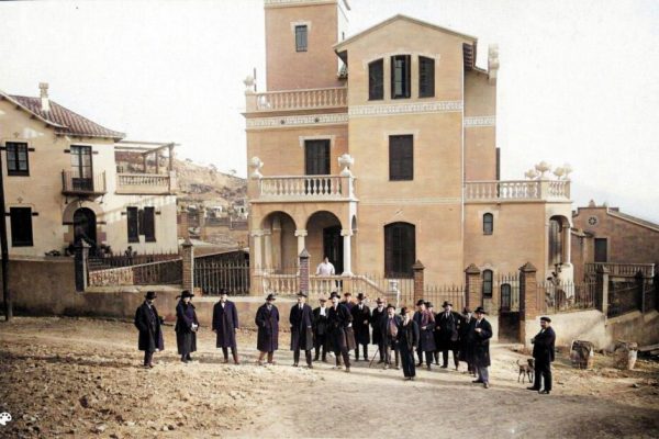 1926 Foto enigma*. Arxiu històric del barri de can Baró.